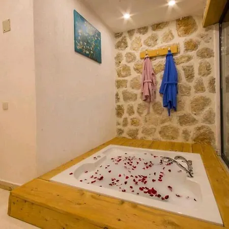 Kaskalkan Heatedpool Sheltered Honeymoon *