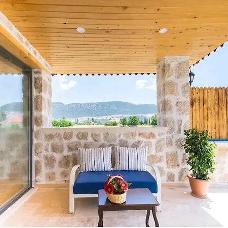 Kaskalkan Heatedpool Sheltered Honeymoon