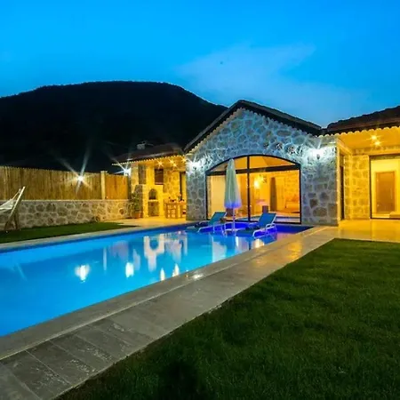 Kaskalkan Heatedpool Sheltered Honeymoon
